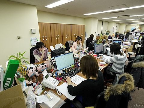 the workplace beckons to stay at home moms